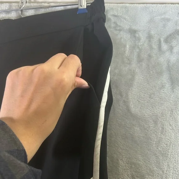 Jonathan Simkhai black with white edge ruffle cropped wide leg pants - Picture 12 of 12